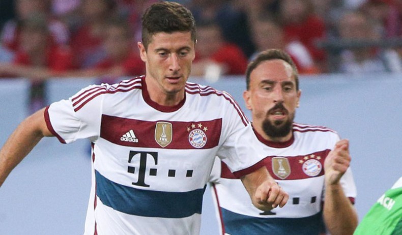 Lewandowski and Franck Ribery in Bayern Munich 2014-2015