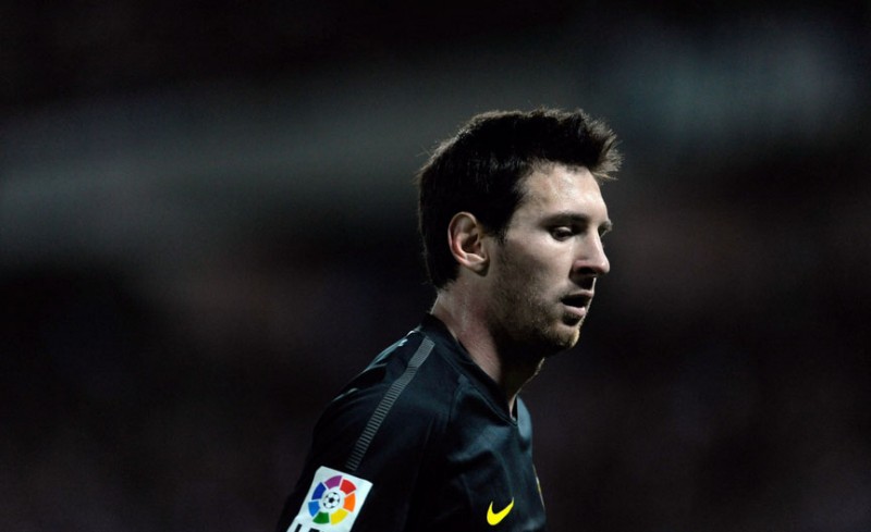 Lionel Messi black jersey