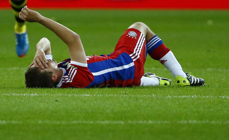 Philipp Lahm ankle injury for Bayern Munich