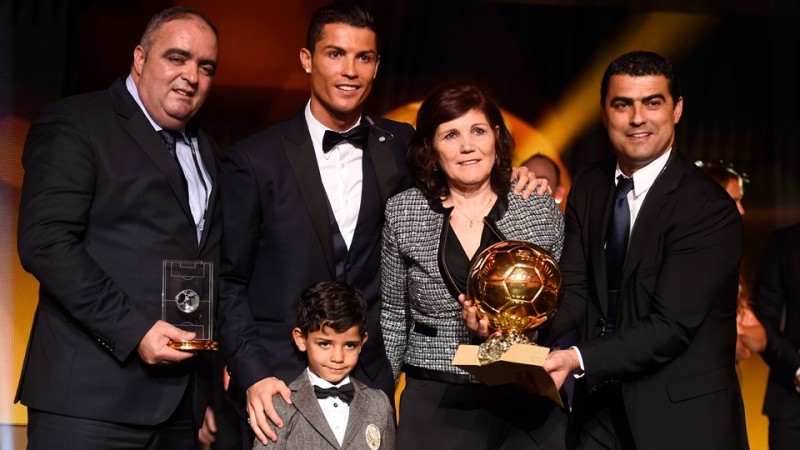 Cristiano Ronaldo and his family at the 2014 FIFA Ballon d'Or gala