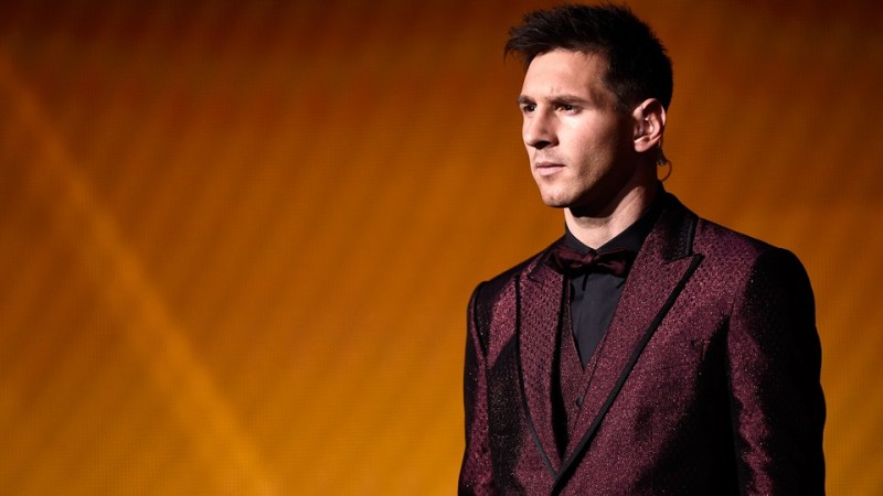 Lionel Messi suit in the FIFA Ballon d'Or 2014 gala