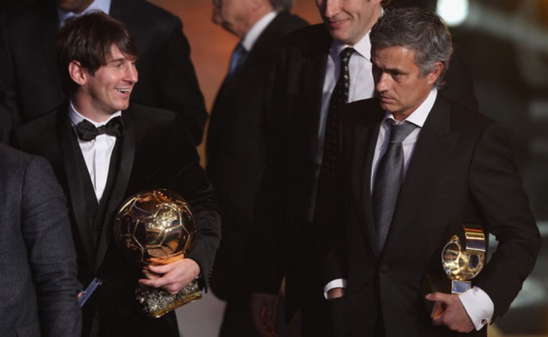 Lionel Messi next to José Mourinho in the FIFA Ballon d'Or gala