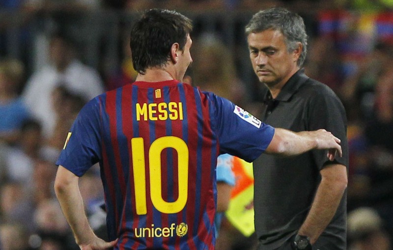 Messi vs Mourinho in a Barcelona vs Real Madrid Clasico