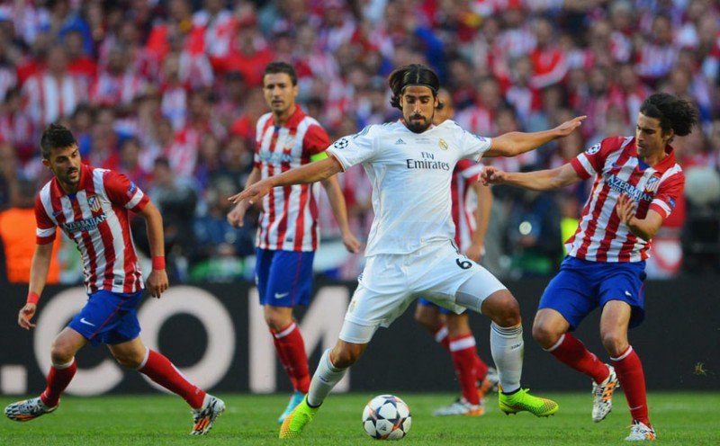 Sami Khedira playing in Real Madrid vs Atletico Madrid