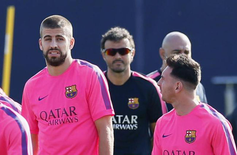Gerard Piqué reaction after seeing Messi's new haircut