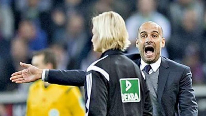 Pep Guardiola yelling at the fourth referee in Germany