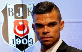 Pepe signs for Besiktas in 2017